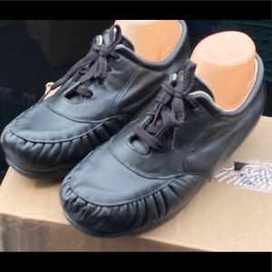 Clinic Sandi 2308 Black Leather Shoes Size 8.5(2W)